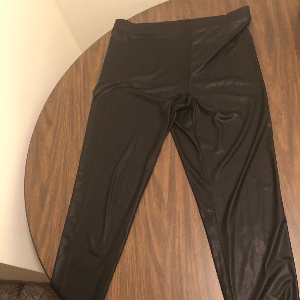 SOLD!!!!!!!!! Very stretchy Blackheart leggings!